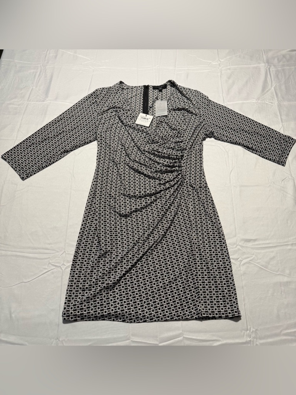 Laundry By Shelli Black & White Diamond Stretch Wrap Dress 1X NWT! Retail $138